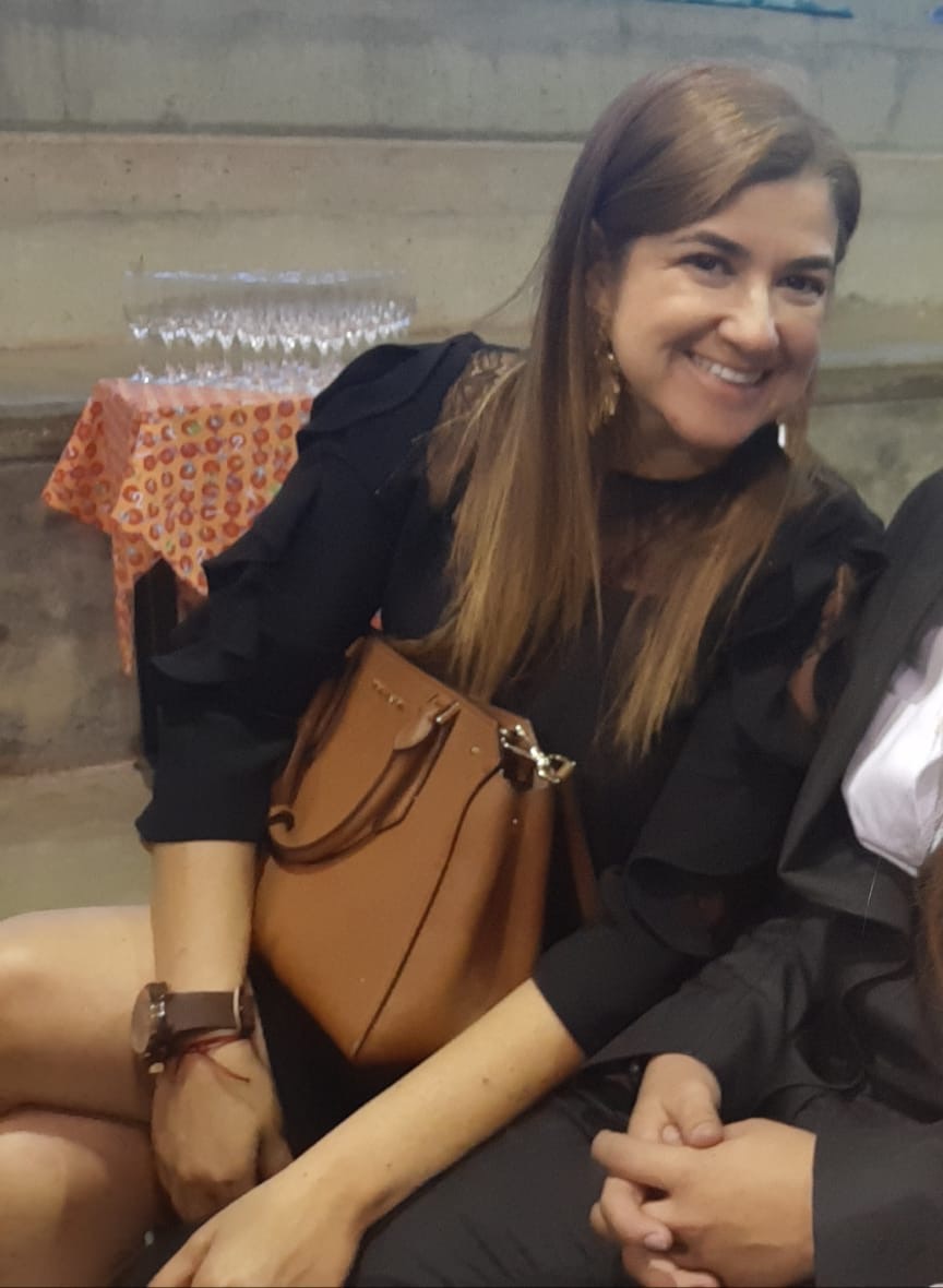 Ejecutiva Comercial