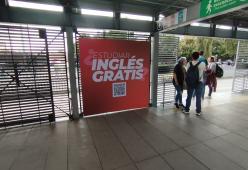 Publicidad en Transmilenio Niza 127