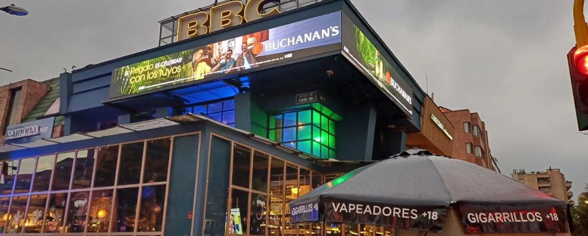 Pantallas LED en BBC de la 85