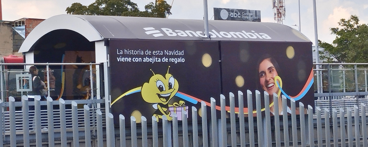 Tunel Led Transmilenio Alcalá Fachada