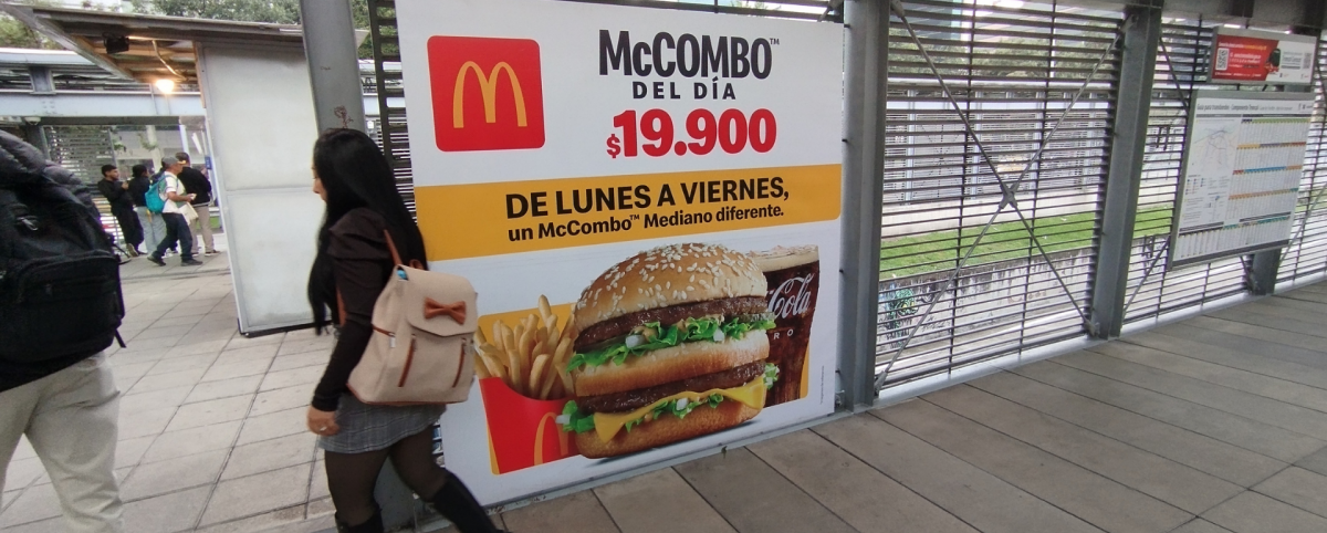 Bastidores publicitarios en Transmilenio