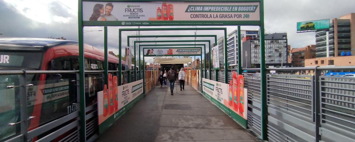 Elementos publicitarios en transmilenio