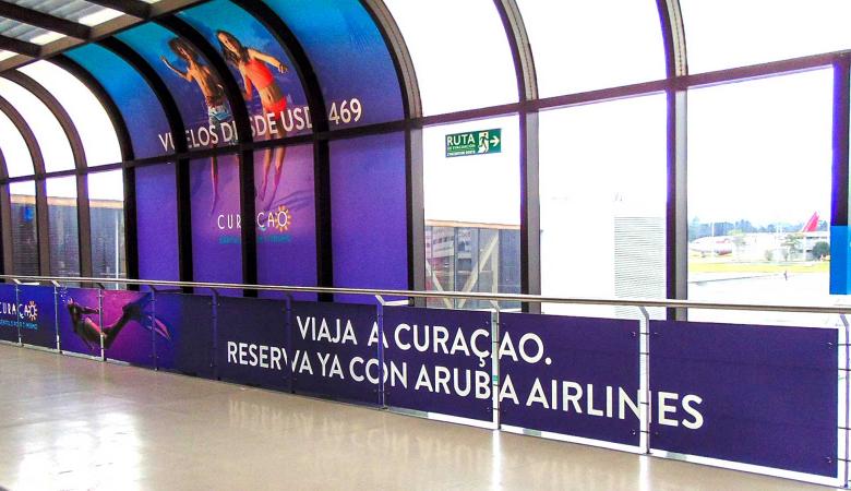 OOH en Aeropuertos con Curacao