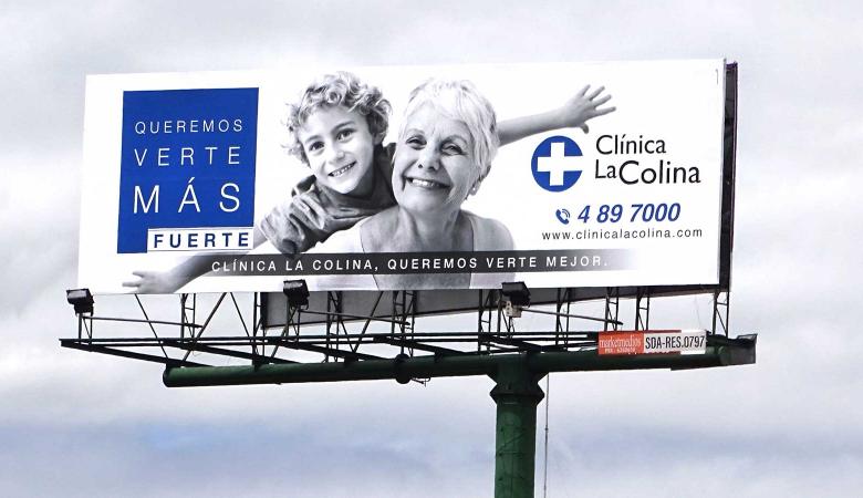 Vallas de publicidad para la Clínica Country