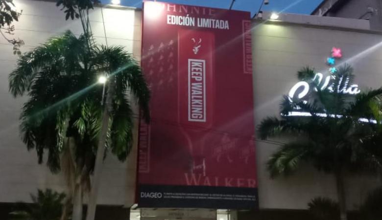 Publicidad Exterior en Fachada de Centros Comerciales