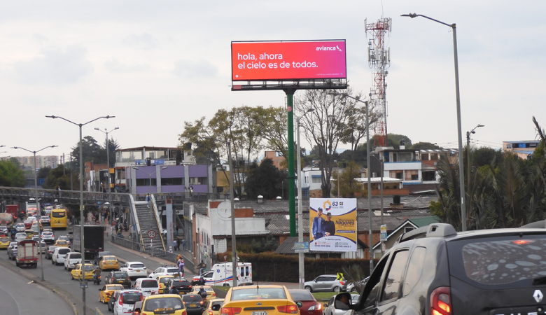 Avianca en valla led Boyaca con 80