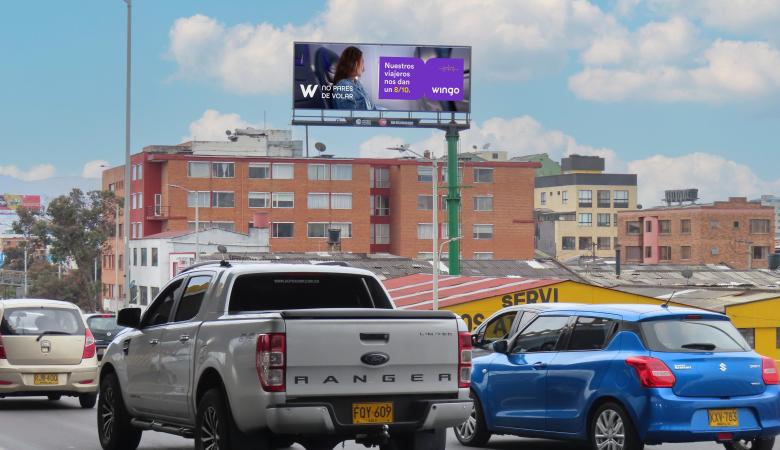 Valla led Marketmedios carrera 30 con 6